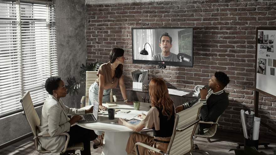 Shure Introduces First-of-its-kind MXA902 Integrated Conferencing Ceiling Array